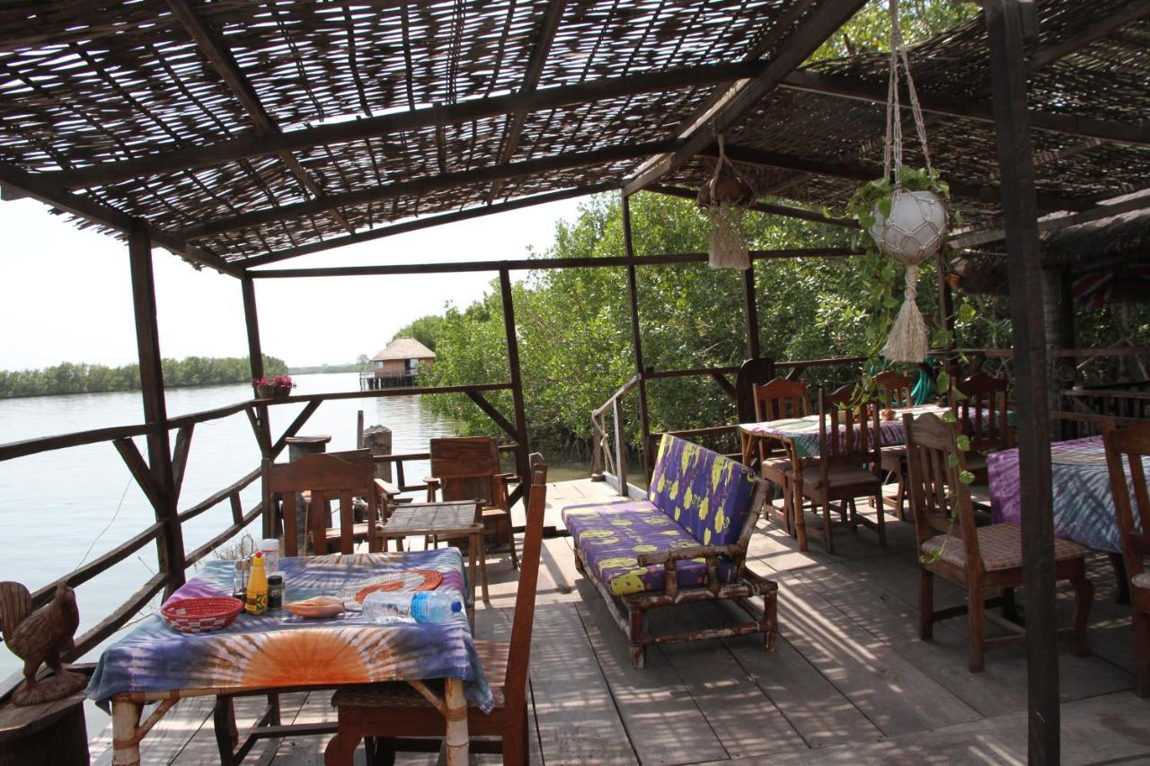 Bintang Bolong Lodge 外观 照片