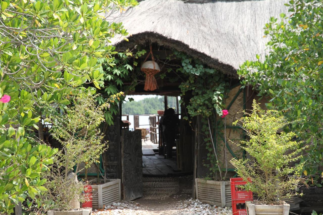 Bintang Bolong Lodge 外观 照片