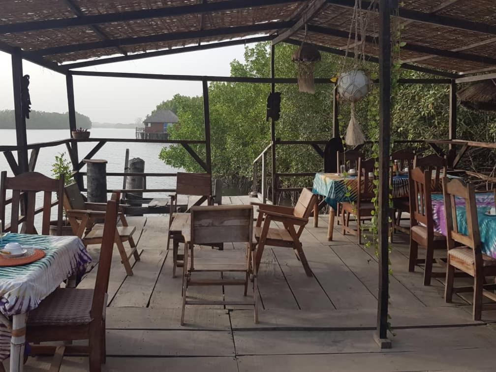 Bintang Bolong Lodge 外观 照片
